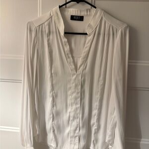 Reset Women's Elegant Cream Blouse
